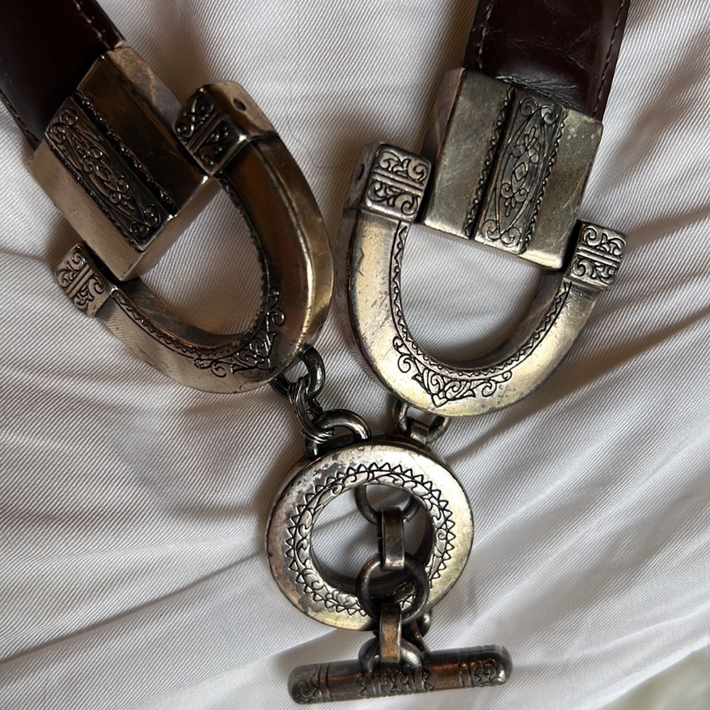 Brighton vintage brown belt with silver circle clasp. SzS/M 28 - Picture 2 of 4